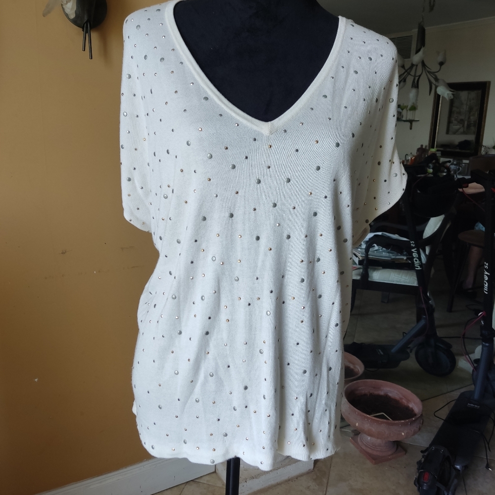 Bisou Bisou White Studded Short Sleeve Top Size XL